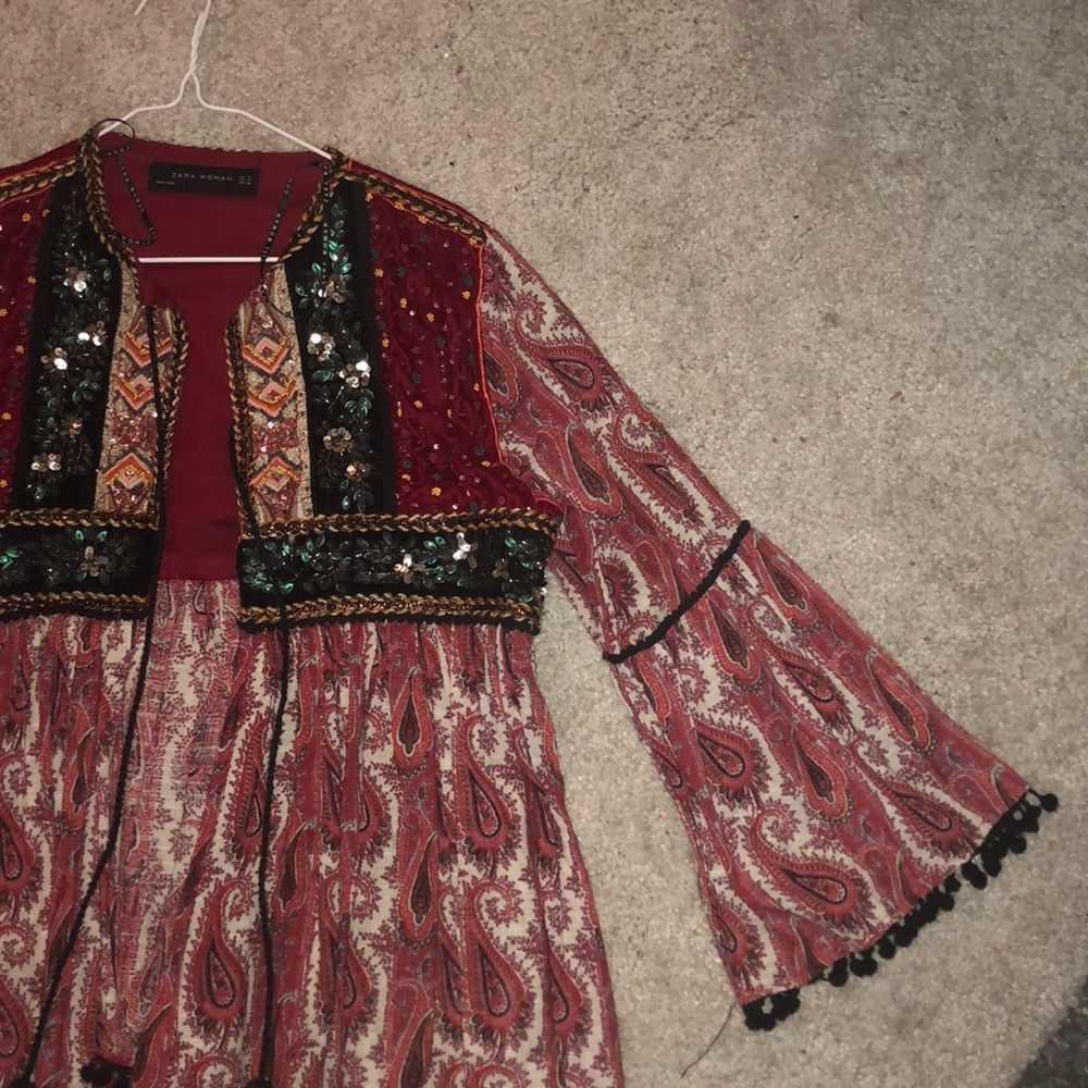 Zara red patterned sequin top (NWOT)